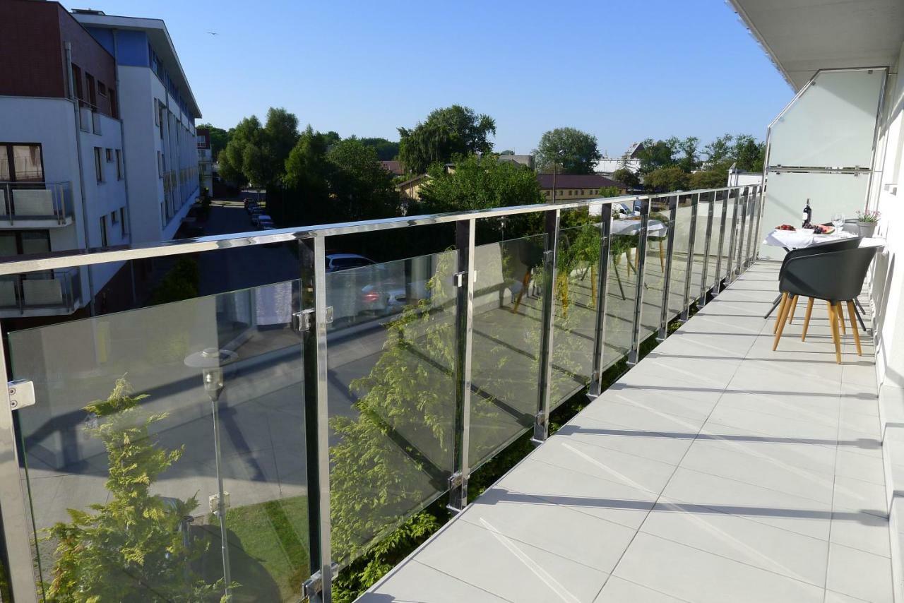 Impresja 42 Apartament Z Garazem Kołobrzeg Kültér fotó