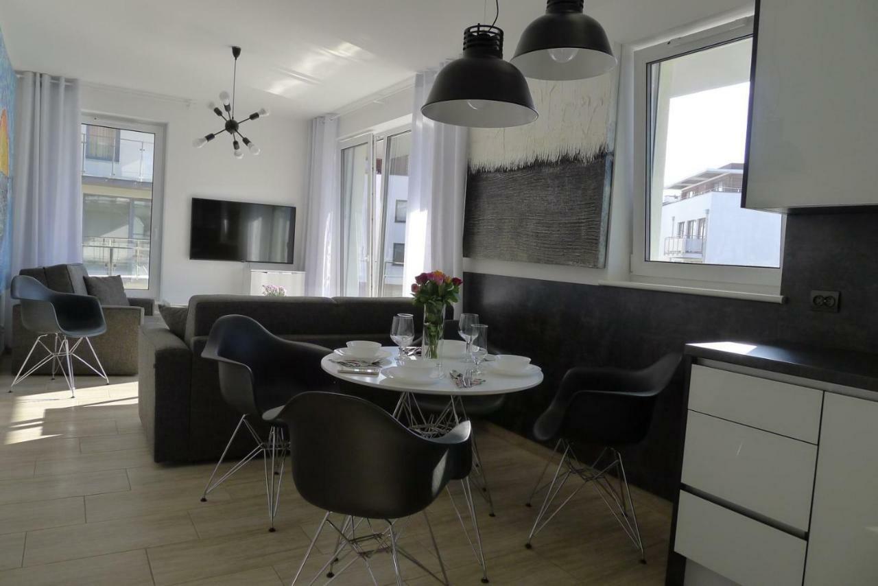 Impresja 42 Apartament Z Garazem Kołobrzeg Kültér fotó